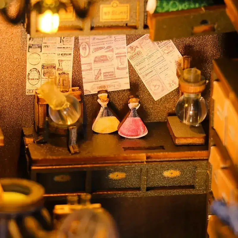 Book Nook Mira Magic House - Image 3