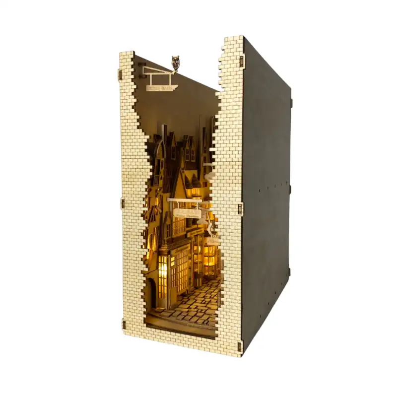 Book Nook Le Village de Goathland - Image 4