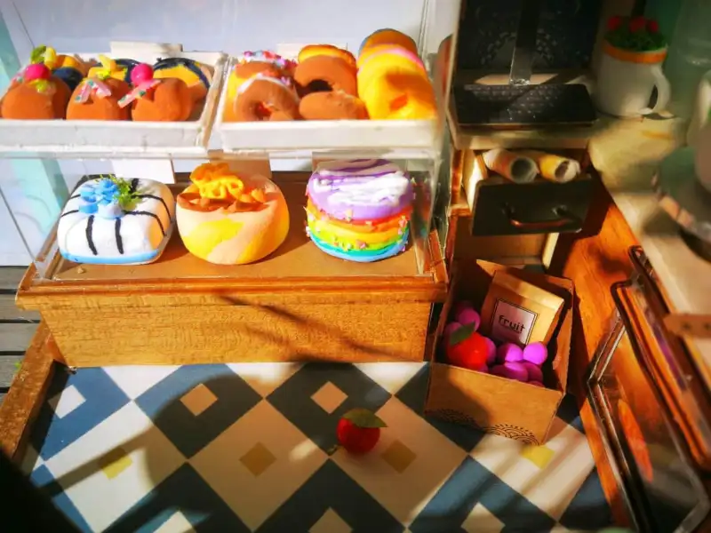 Maison Miniature Miss Dessert Shop - Image 4